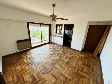 Departamento en Venta en San Fernando Vias  /  Centro, USD 85.000