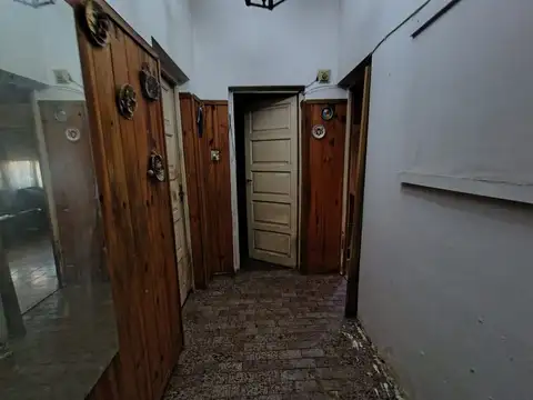 VENTA CASA 4 AMBIENTE A RECICLAR  ITUZAINGO NORTE