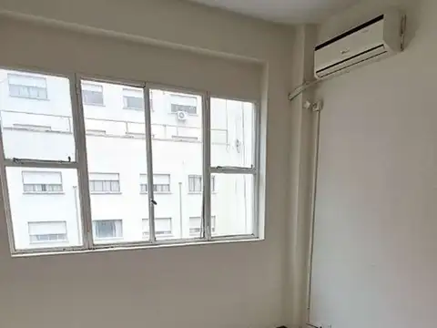 Oficina 4 ambientes con 2 baños