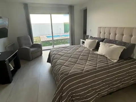 Casa 3 ambientes con 3 baños