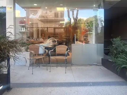 VENTA LOCAL COMERCIAL POCITOS GARAGE CON RENTA