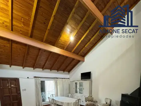 Casa 4 ambientes con 3 baños