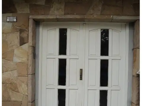 G Giacobini 1800 , Piso pb