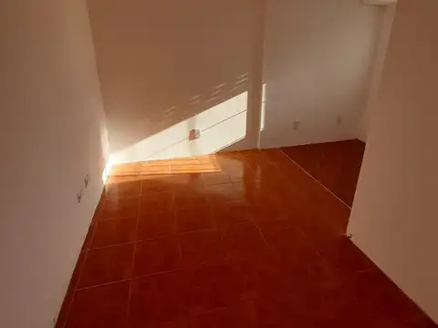 Italia 2900, Piso PA