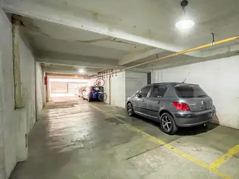 Cochera Venta - La Lucila-Vias/Maipu