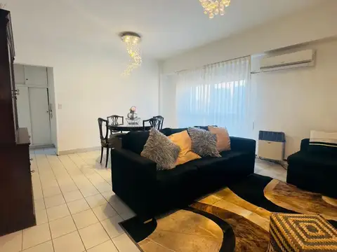 Divino 3 Ambientes Amoblado – Piso Alto con Balcón y Vista Abierta - 24 Meses y Temporal Minimo 6