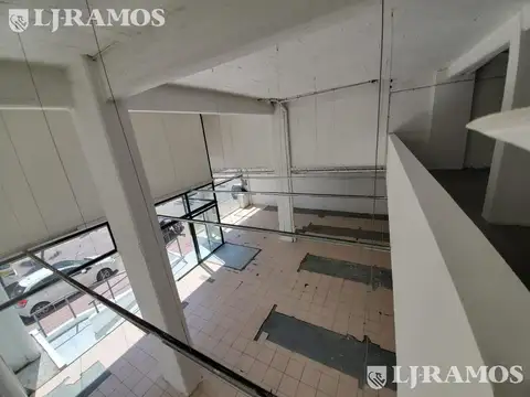 Excelente Local en Tigre CON RENTA