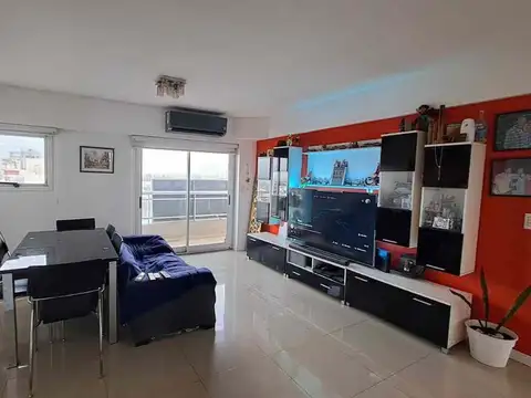 Venta departamento 4 ambientes con terraza privada