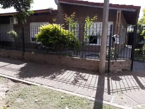 Venta | Casa | 3 Dormitorios | Cochera | Capitán Bermúdez | Barrio Posta
