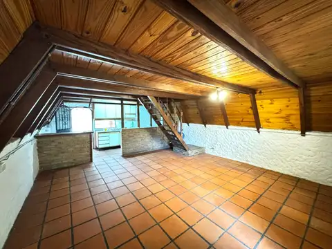 Casa en Venta en Barrio Parque Field, USD 65.000