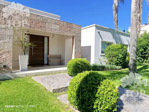 MUY BUENA CASA EN UNA PLANTA APTA CREDITO