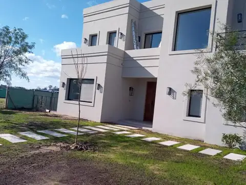 B.VISTA-BO.CO.VILLAGE JOVEN  ENERO desde 28 Dic.