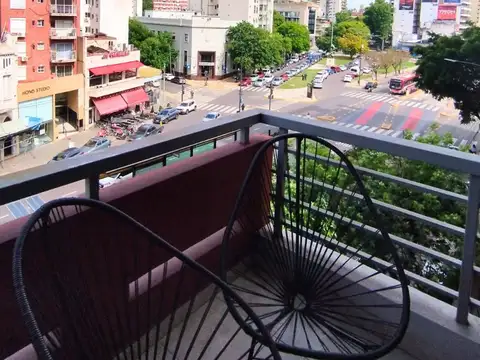 Alquiler monoambiente amoblado + cochera en Núñez