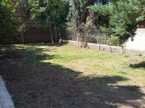 CASA QUINTA CON CANCHA DE TENIS EN SAUCE