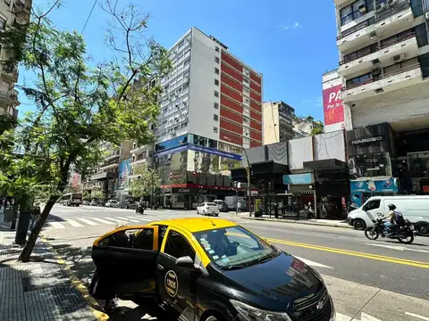 Local en Venta en Recoleta, USD 770.000
