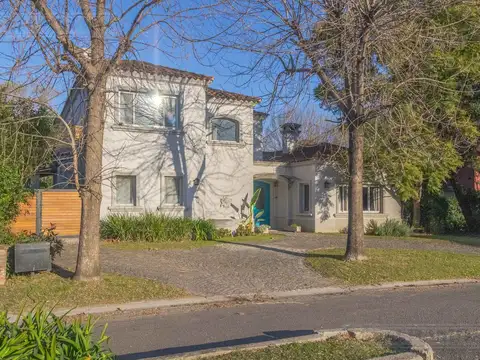 Av Patricias Argentinas