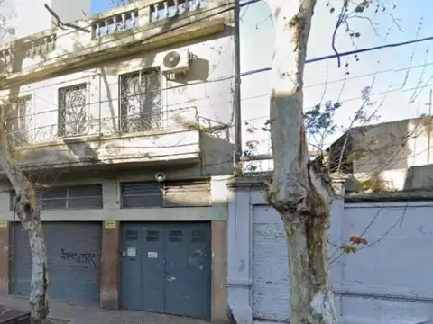 Venezuela e/ Colombres y Pasaje José Julián Pérez