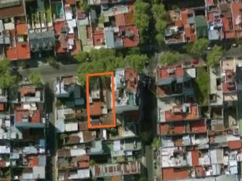 Venezuela e/ Colombres y Pasaje José Julián Pérez