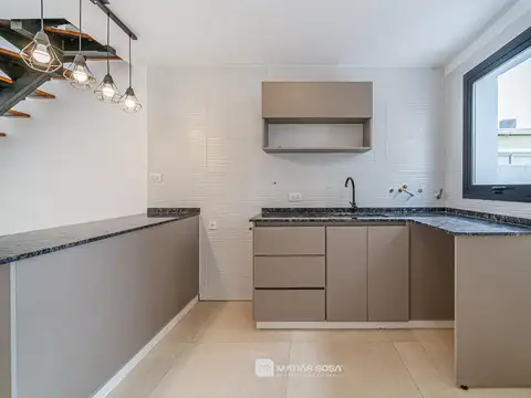 Depto Tipo Casa en Venta de 3 ambientes