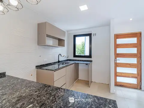 Depto Tipo Casa 3 ambientes con 1 baño