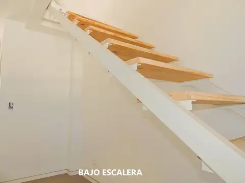 Depto Tipo Casa 3 ambientes con 1 baño