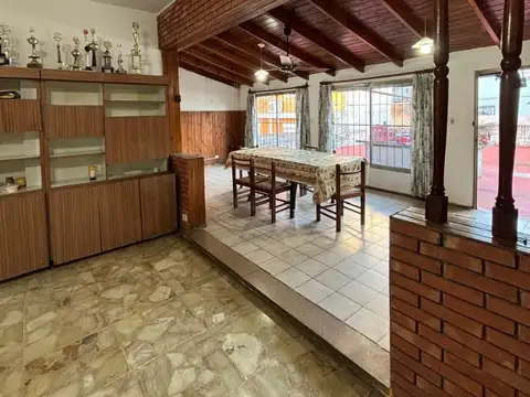 Depto Tipo Casa en Venta de 3 ambientes