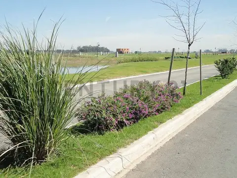 LOTE EN VENTA EN HORIZONTES AL SUR - CANNING