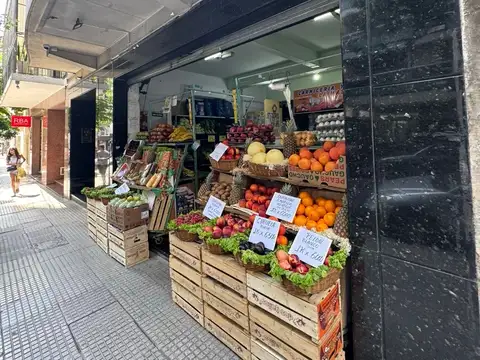 LOCAL EN  VENTA BARRIO NORTE  IDEAL  INVERSION CON RENTA!