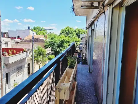 Depto Tipo Casa en Venta en Pompeya, USD 79.000