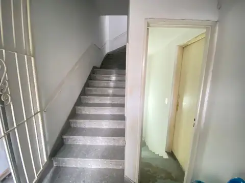 Casa 7 ambientes con 3 baños