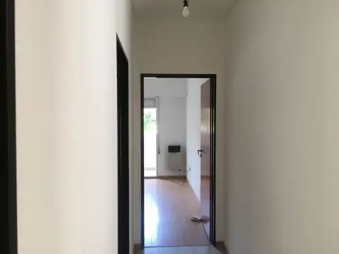 Depto Tipo Casa 3 ambientes con 1 baño