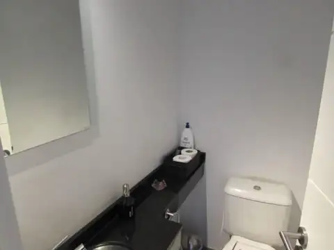 Departamento en Venta en Villa del Parque, USD 249.999