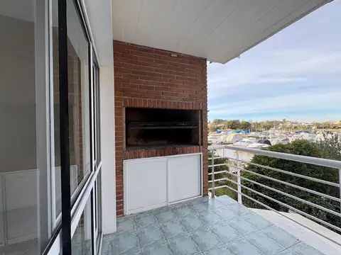 Departamento 5 ambientes con 3 baños