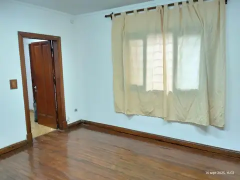Depto Tipo Casa en Venta 50 años