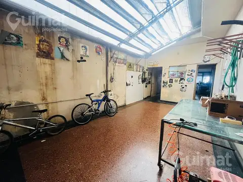 Depto Tipo Casa en Venta con 1 cocheras