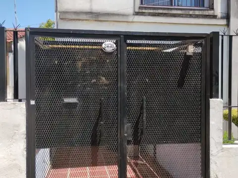 Formosa 2400 , Piso 2