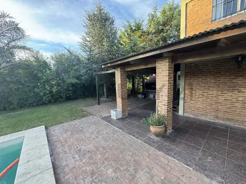 Quinta en Venta en Villa Parque Sicardi, USD 99.000