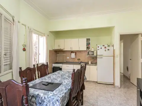 Depto Tipo Casa en Venta de 5 ambientes