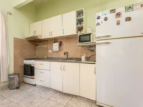 Depto Tipo Casa 5 ambientes con 2 baños