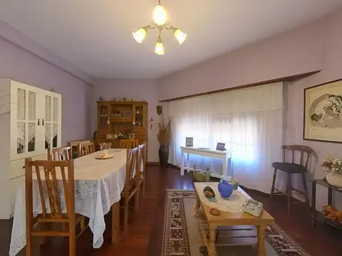 Casa en Alquiler en Remedios De Escalada, $ 600.000