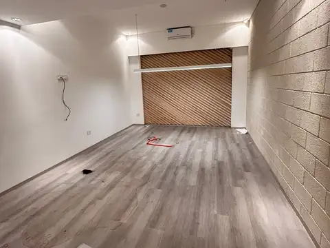 Av. Luis Candido Carballo al 100