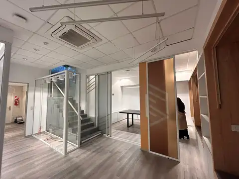 Av. Luis Candido Carballo 100