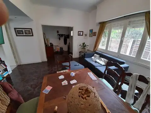 Chalet 6 ambientes - Saavedra 2100