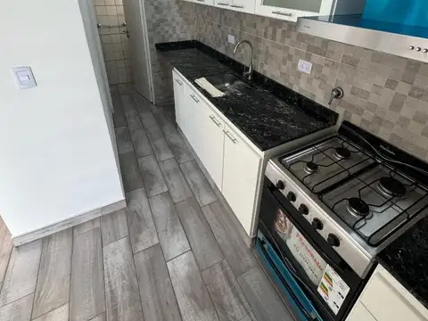 Casa 3 ambientes con 2 baños