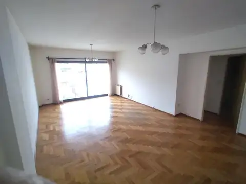 Vice Almirante O Connor 300, Piso 5