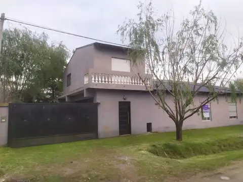 Casa - Venta - Argentina, Lobos - 171 100