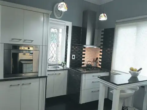 VENTA CASA EN GERLI IDEAL DOS FAMILIAS