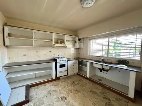 Av. Libertador al 13221