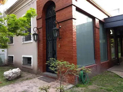 Casa en Venta en Adrogue, USD 290.000