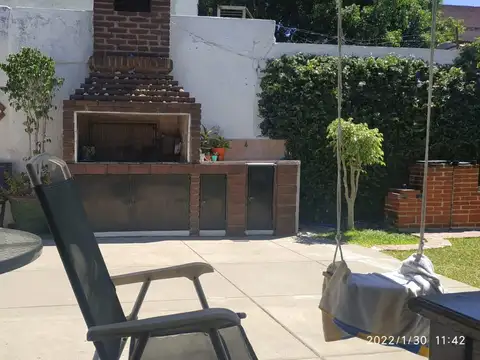 Casa en Venta en Azcuenaga, USD 70.000